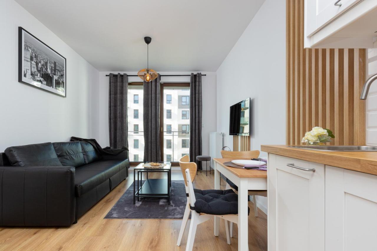 Forum Wola Jana Kazimierza Apartment By Noclegi Renters Warsaw Exterior photo